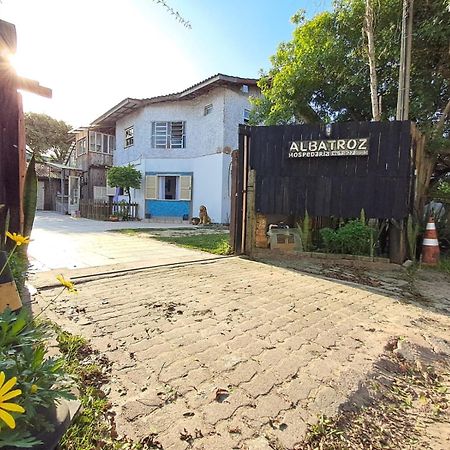Casa Da Lagoa - Albatroz Hospedaria إيمبيتوبا المظهر الخارجي الصورة