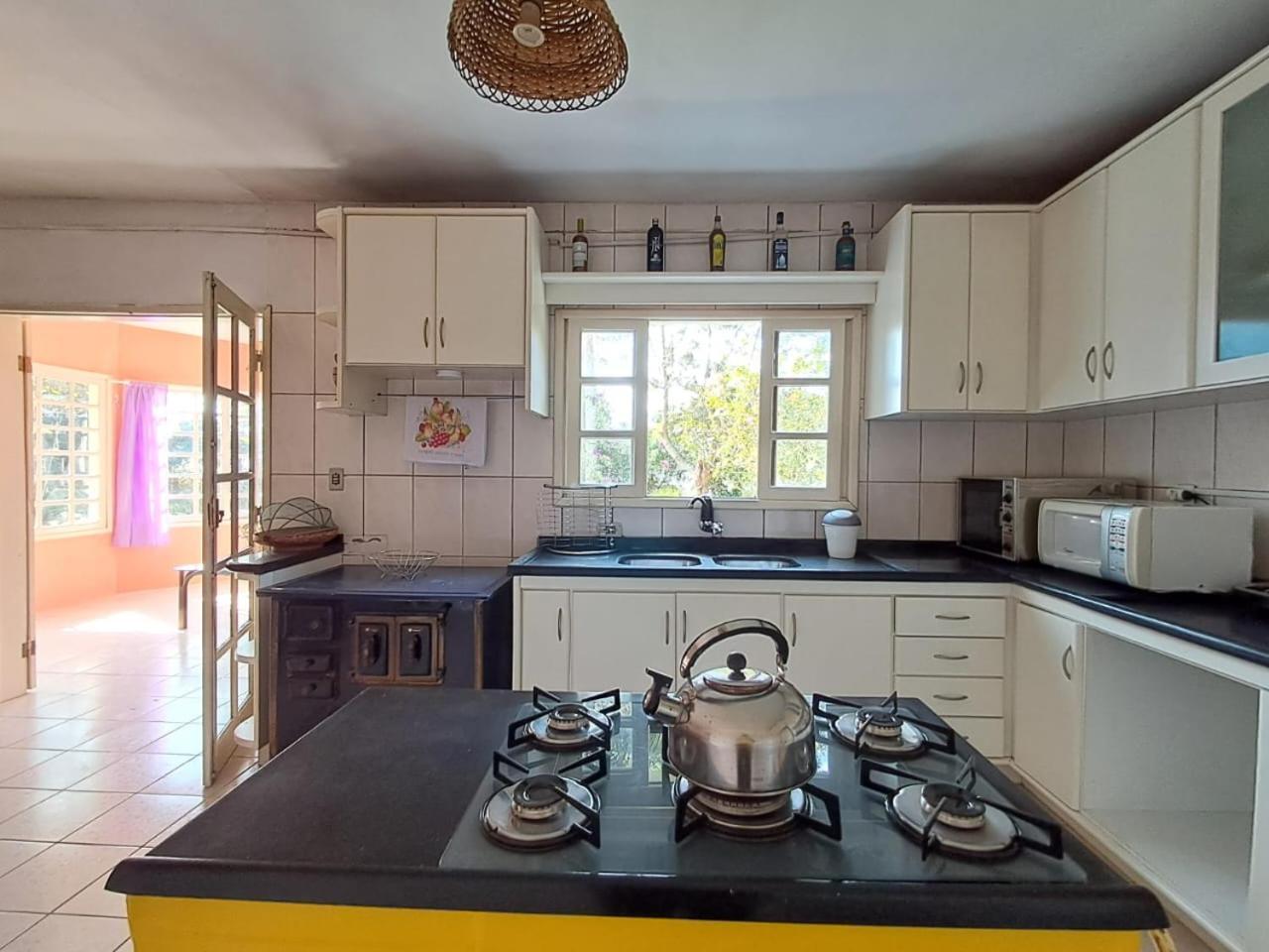 Casa Da Lagoa - Albatroz Hospedaria إيمبيتوبا المظهر الخارجي الصورة